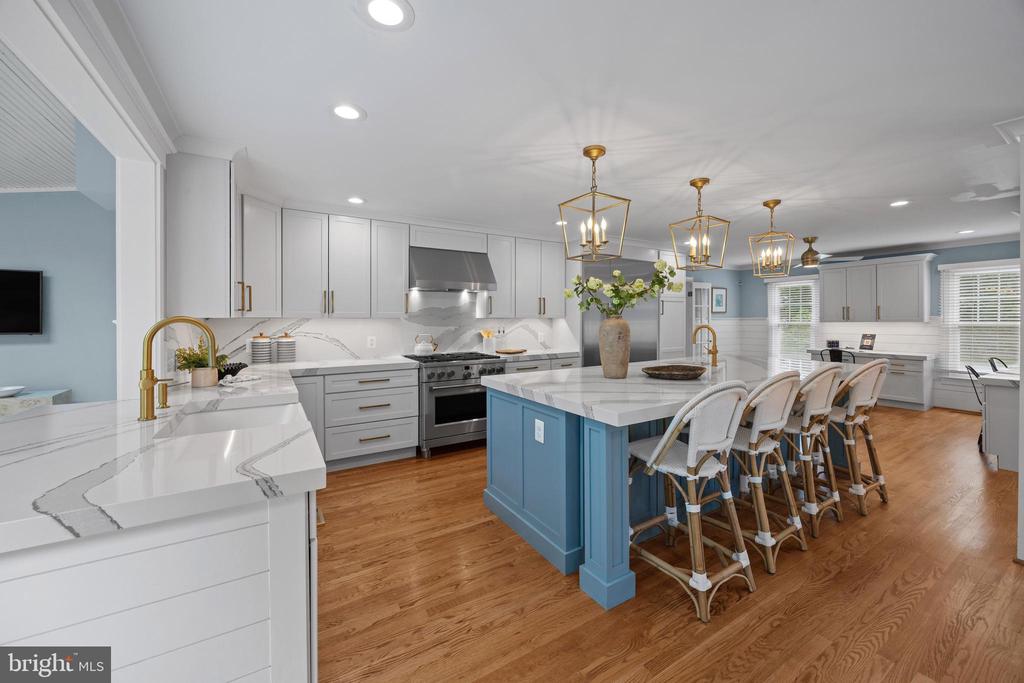 HARBOR HILLS | 3484 OLYMPIA ROAD