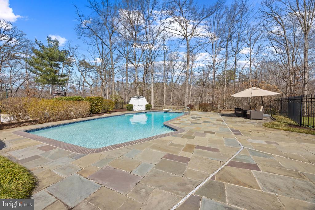 HARBOR HILLS | 3484 OLYMPIA ROAD