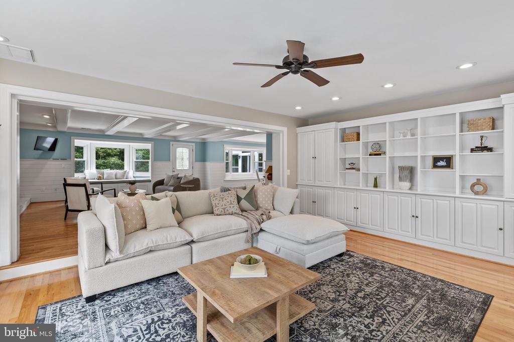 HARBOR HILLS | 3484 OLYMPIA ROAD