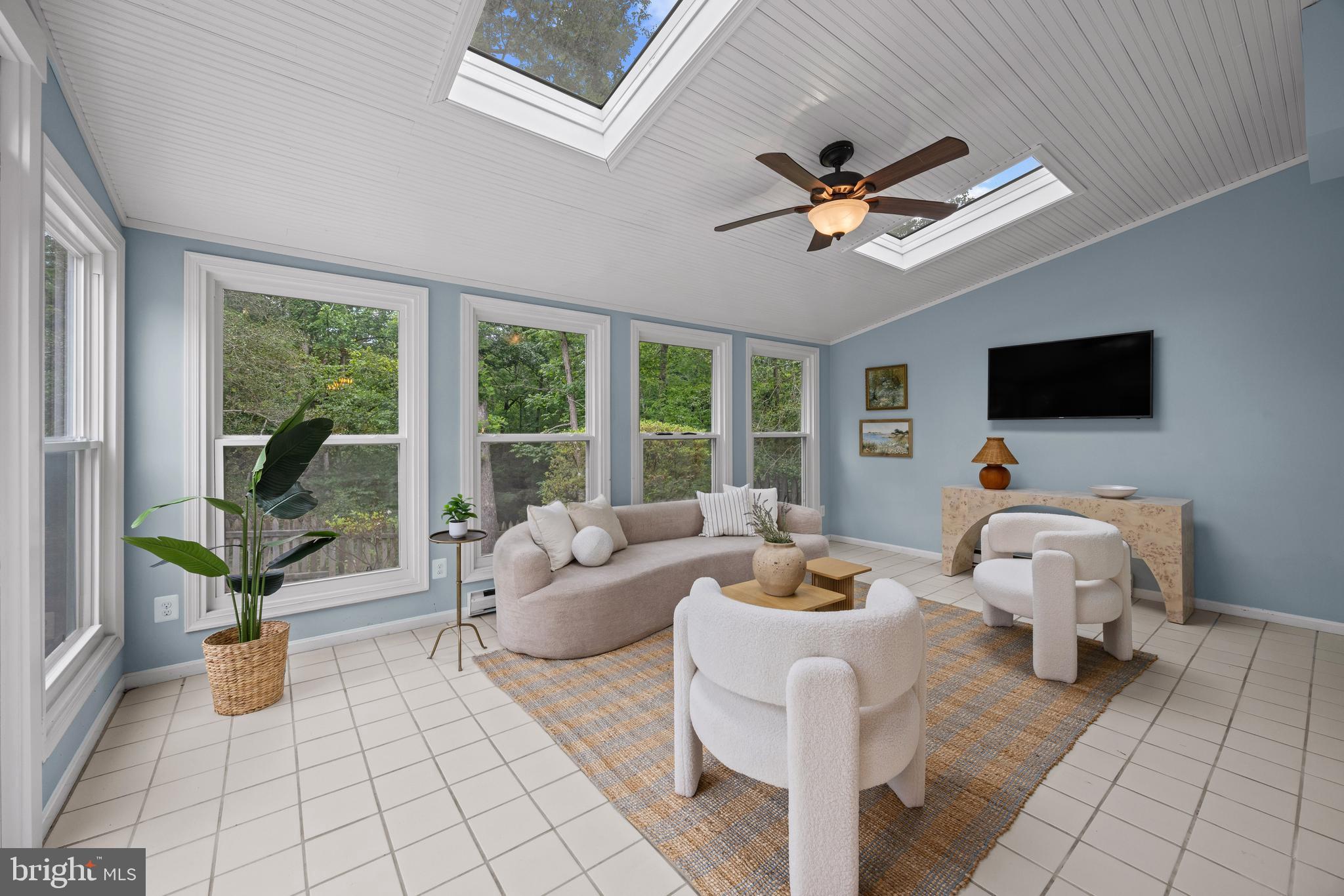 HARBOR HILLS | 3484 OLYMPIA ROAD