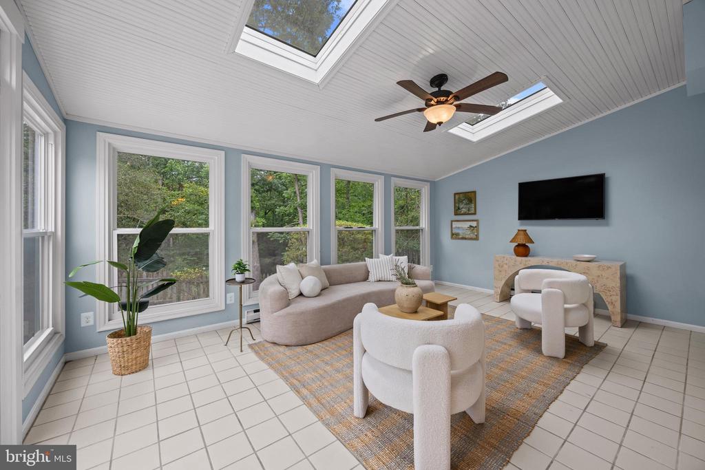 HARBOR HILLS | 3484 OLYMPIA ROAD