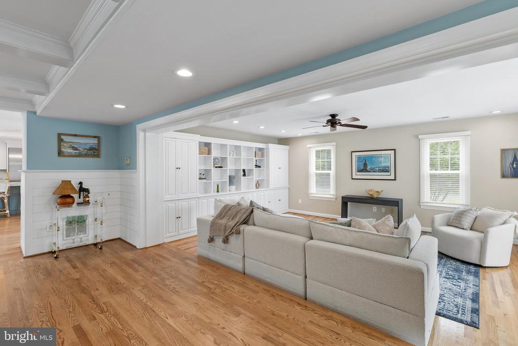 HARBOR HILLS | 3484 OLYMPIA ROAD