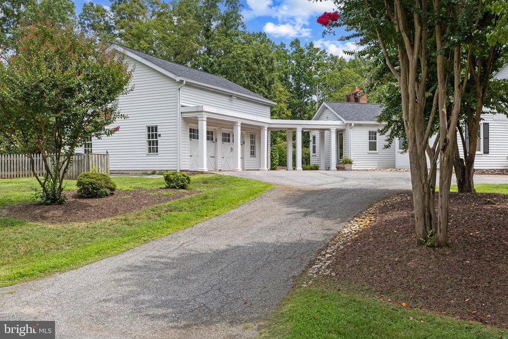 HARBOR HILLS | 3484 OLYMPIA ROAD