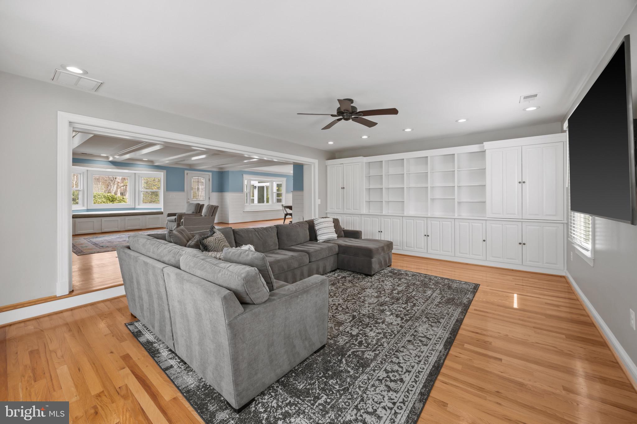 HARBOR HILLS | 3484 OLYMPIA ROAD