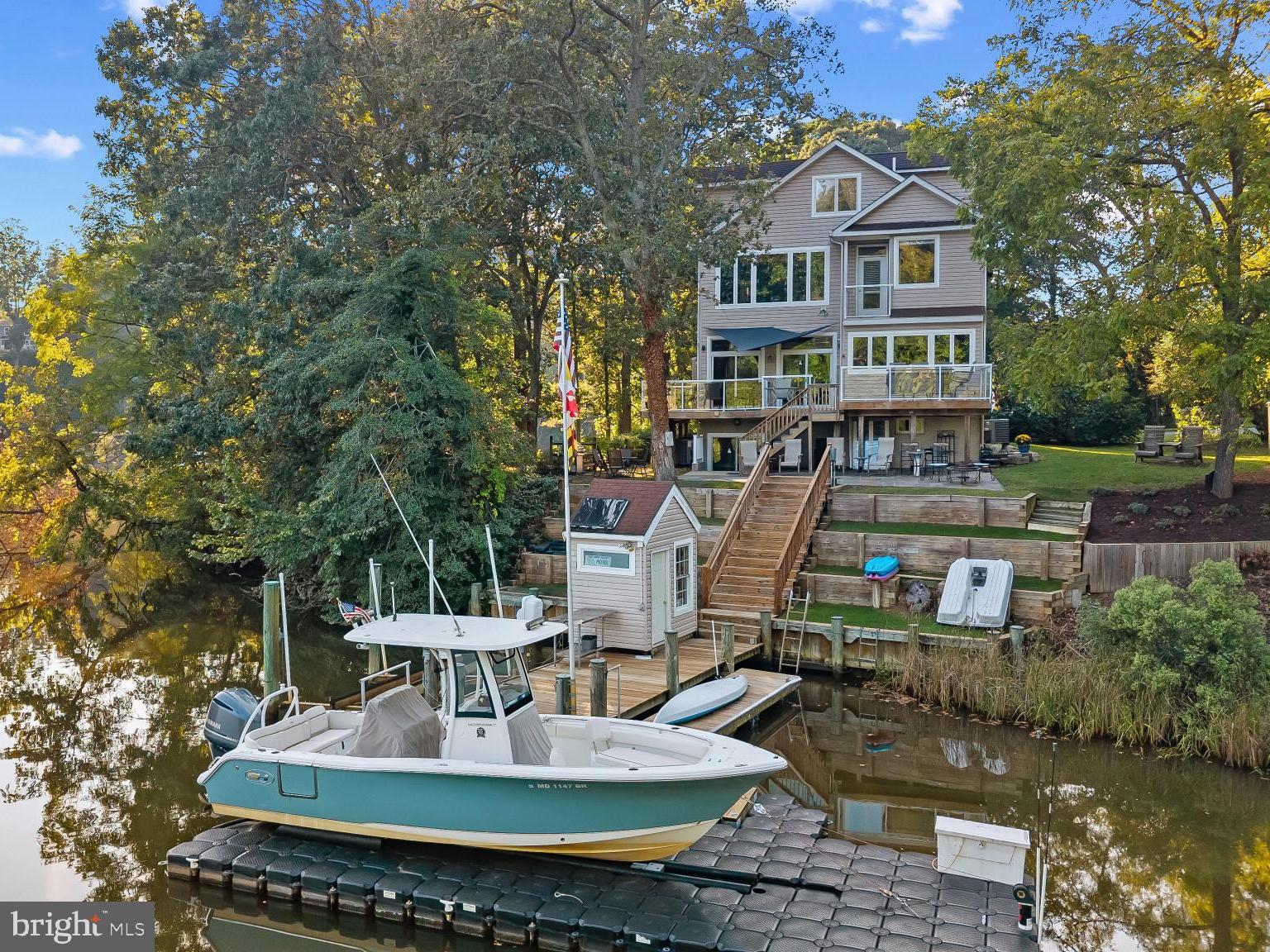 MILL CREEK WATERFRONT | 301 KINGSBERRY DRIVE