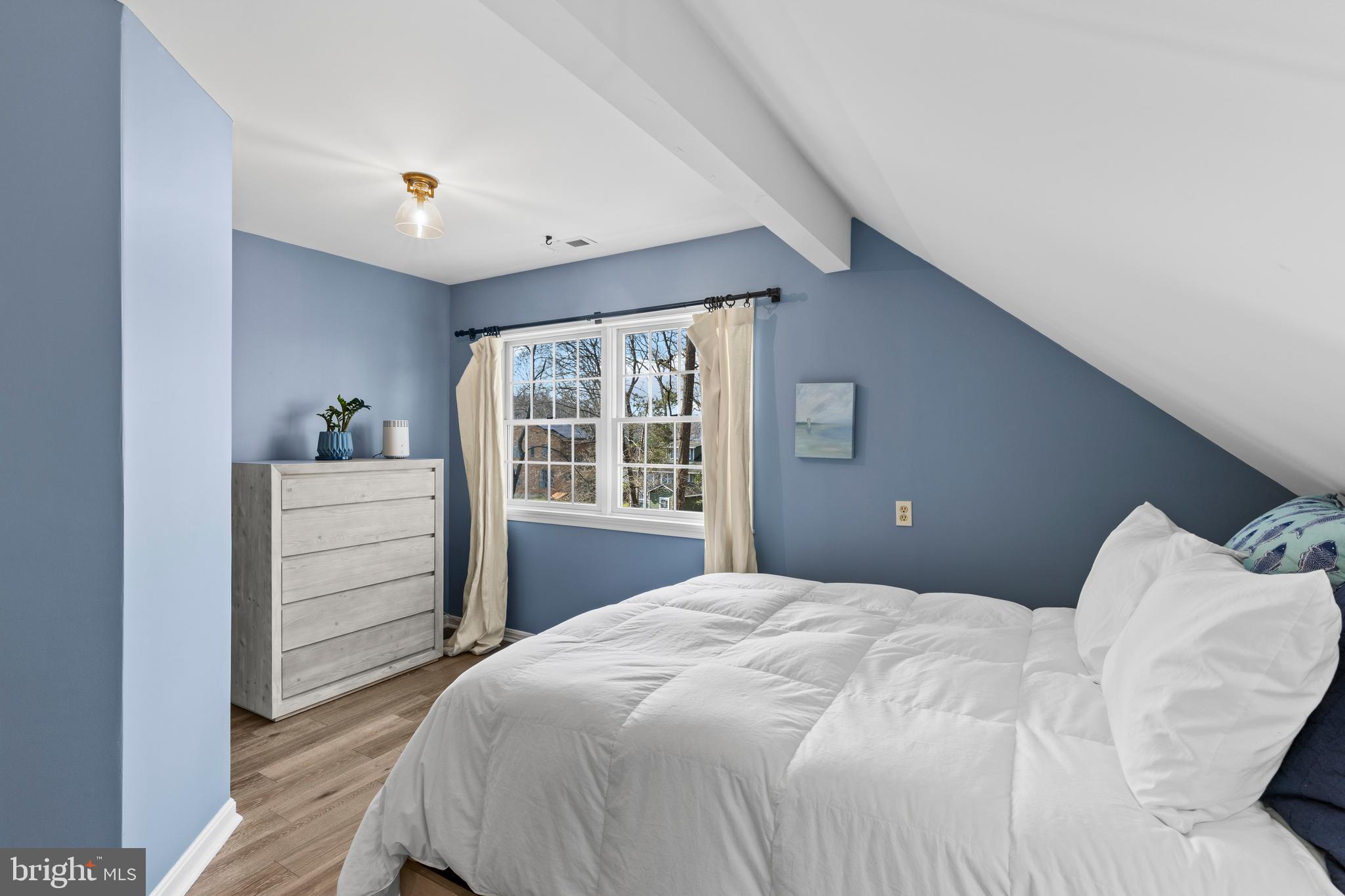 EPPING FOREST WATERFRONT | 327 RIVERVIEW TRAIL