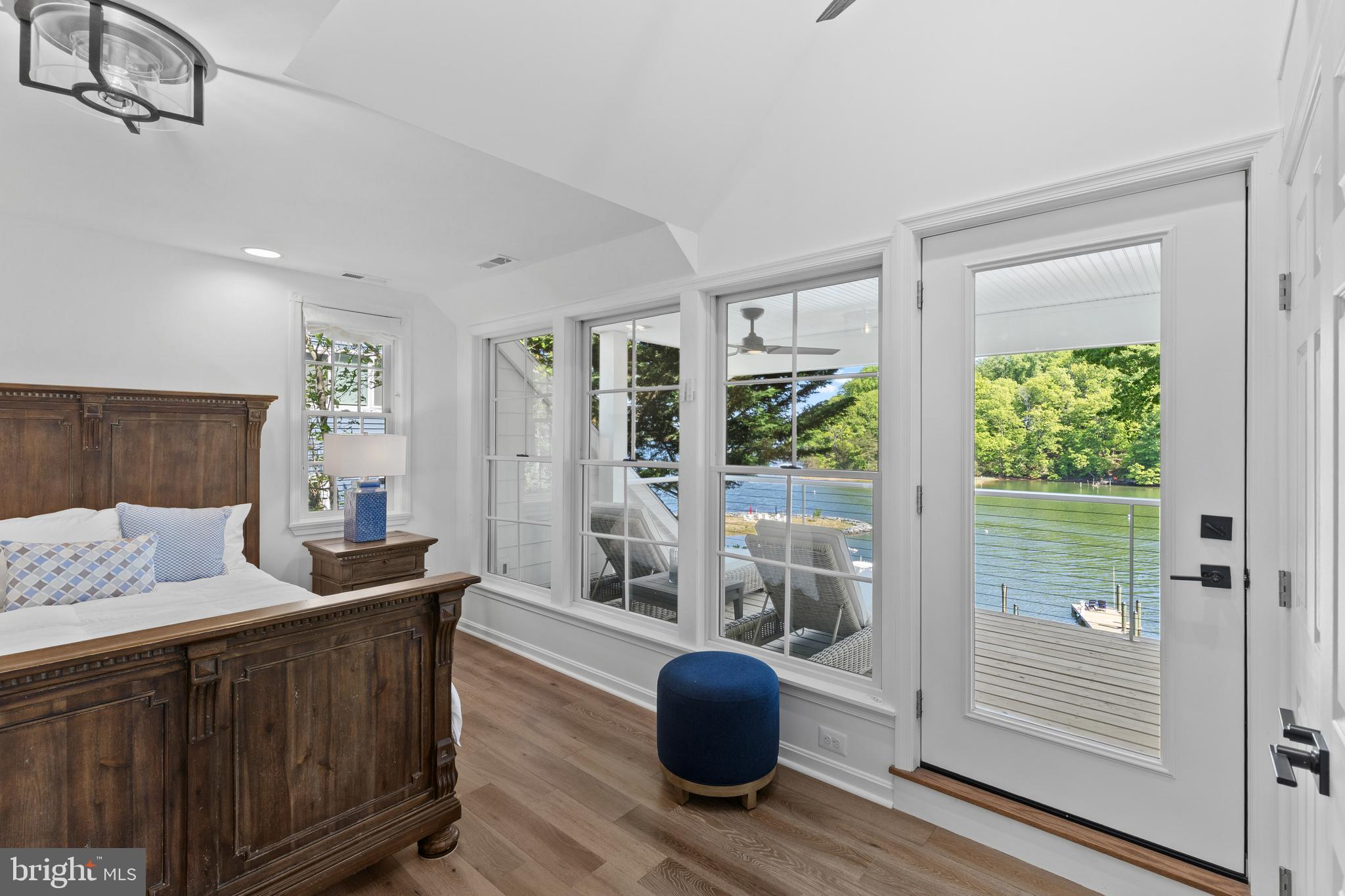 EPPING FOREST WATERFRONT | 327 RIVERVIEW TRAIL