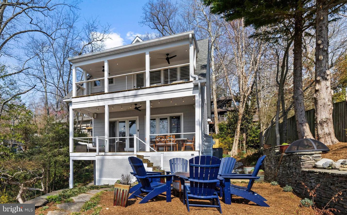 EPPING FOREST WATERFRONT | 327 RIVERVIEW TRAIL