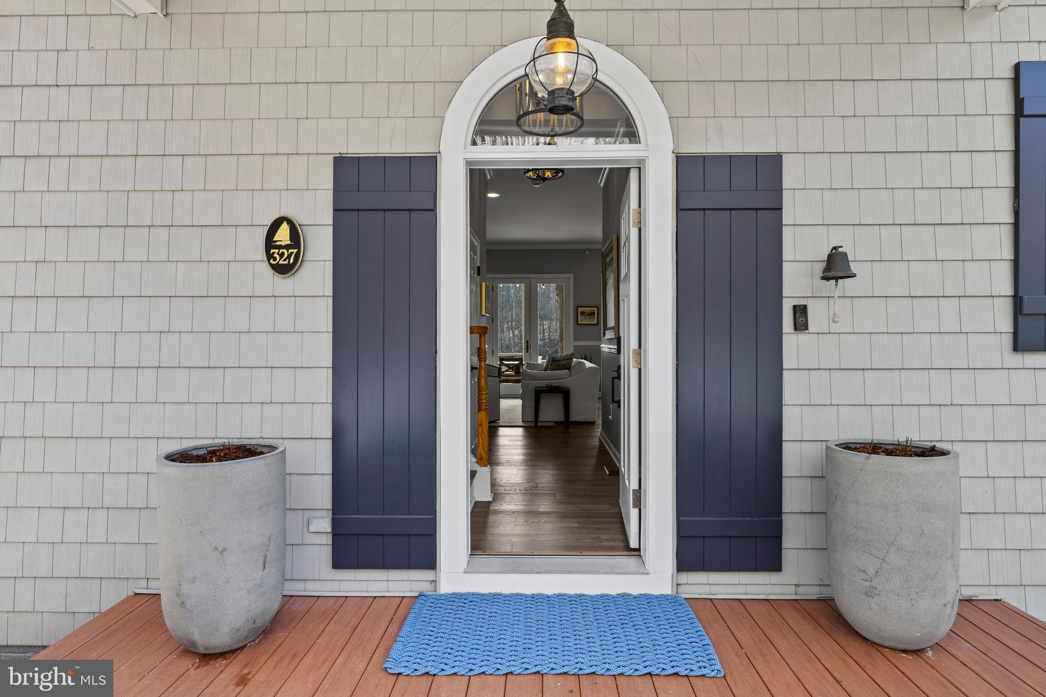 EPPING FOREST WATERFRONT | 327 RIVERVIEW TRAIL