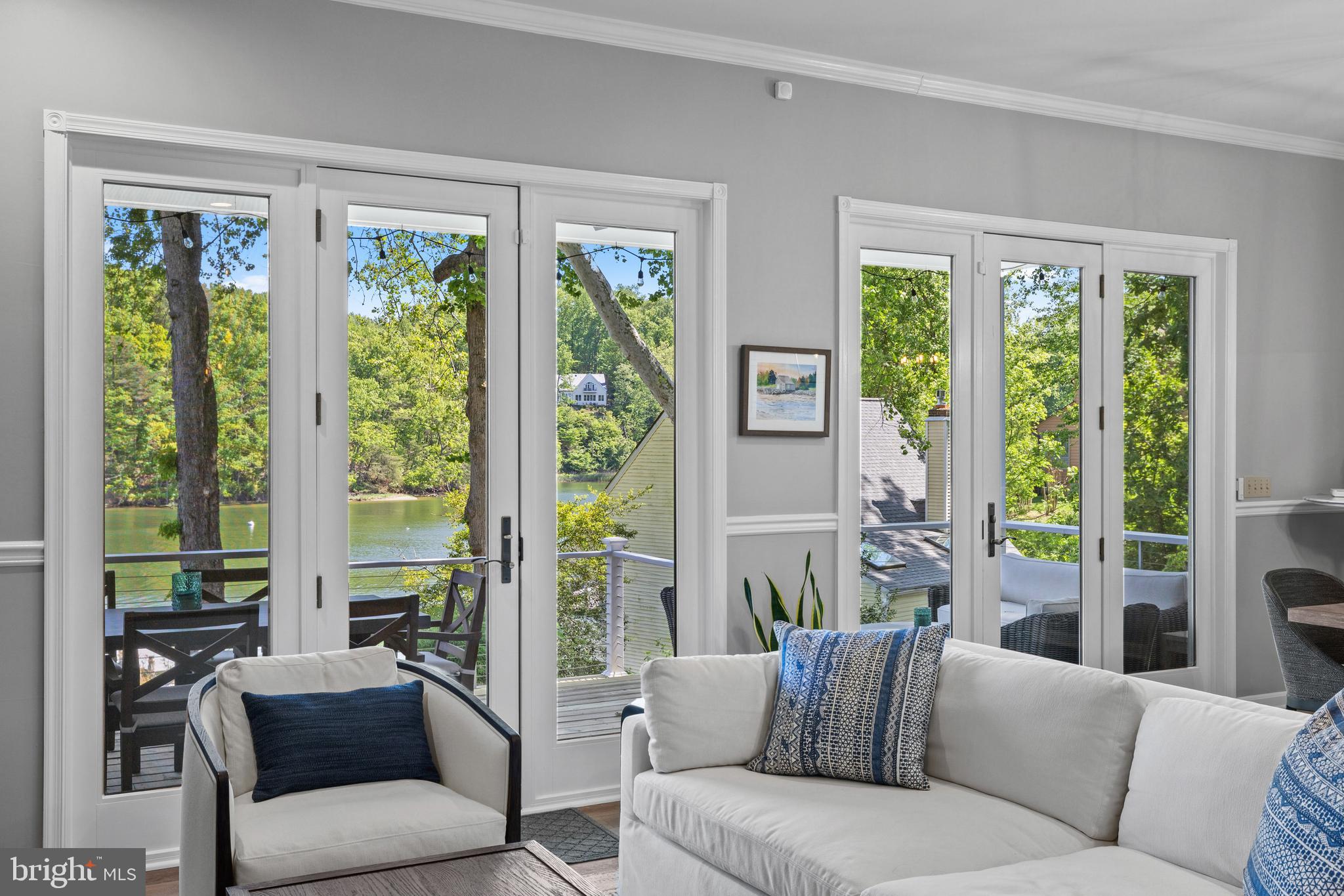 EPPING FOREST WATERFRONT | 327 RIVERVIEW TRAIL