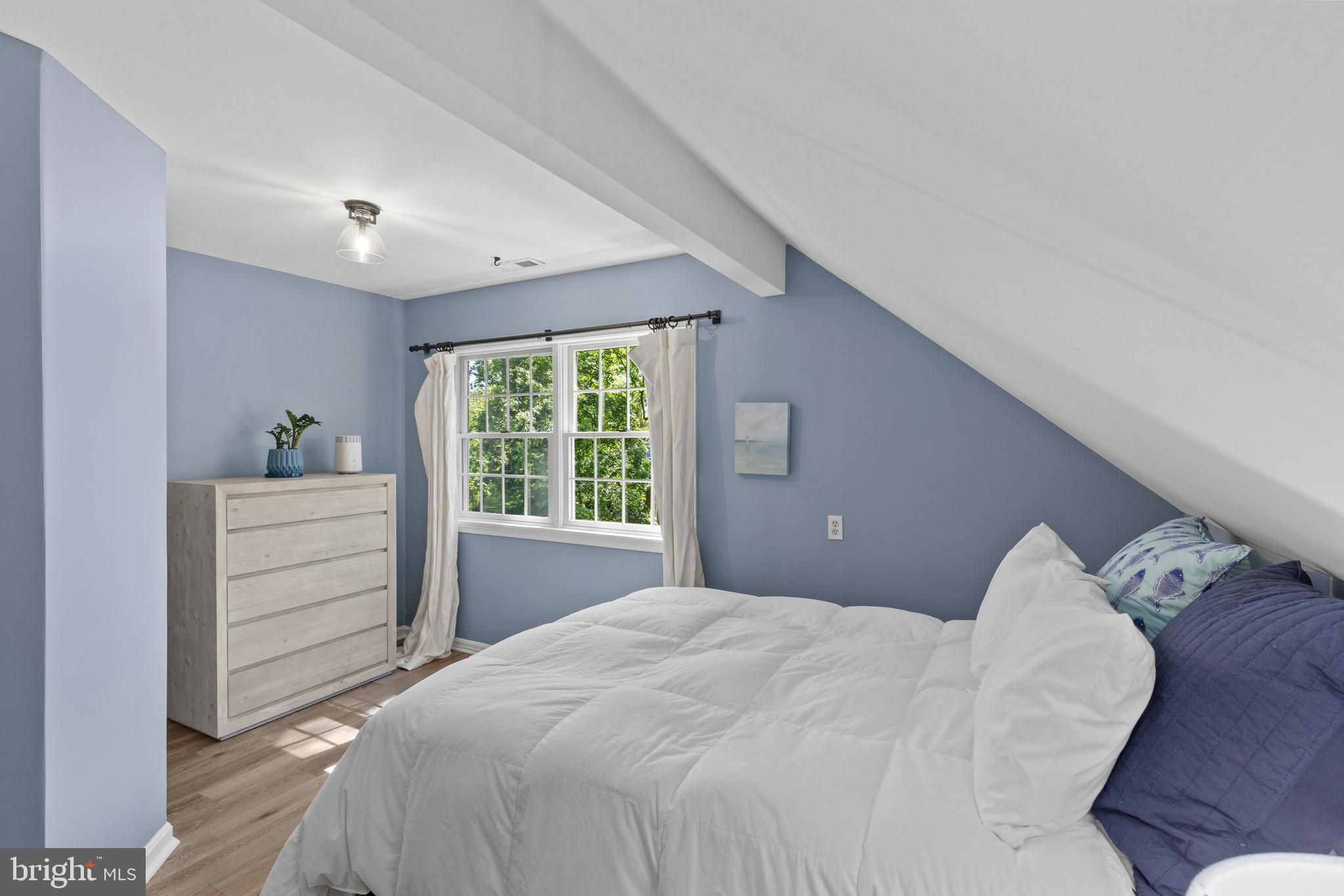 EPPING FOREST WATERFRONT | 327 RIVERVIEW TRAIL