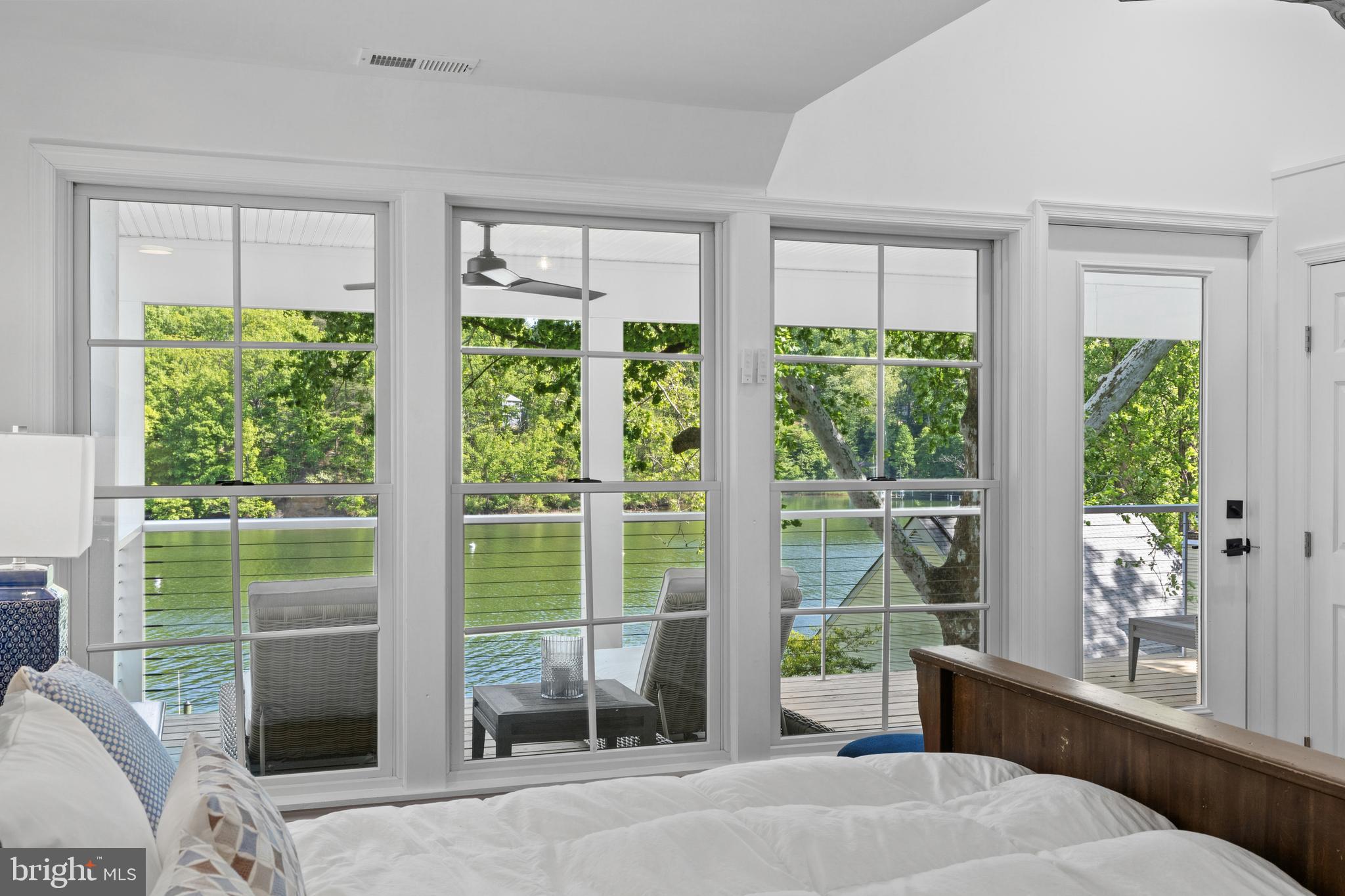 EPPING FOREST WATERFRONT | 327 RIVERVIEW TRAIL