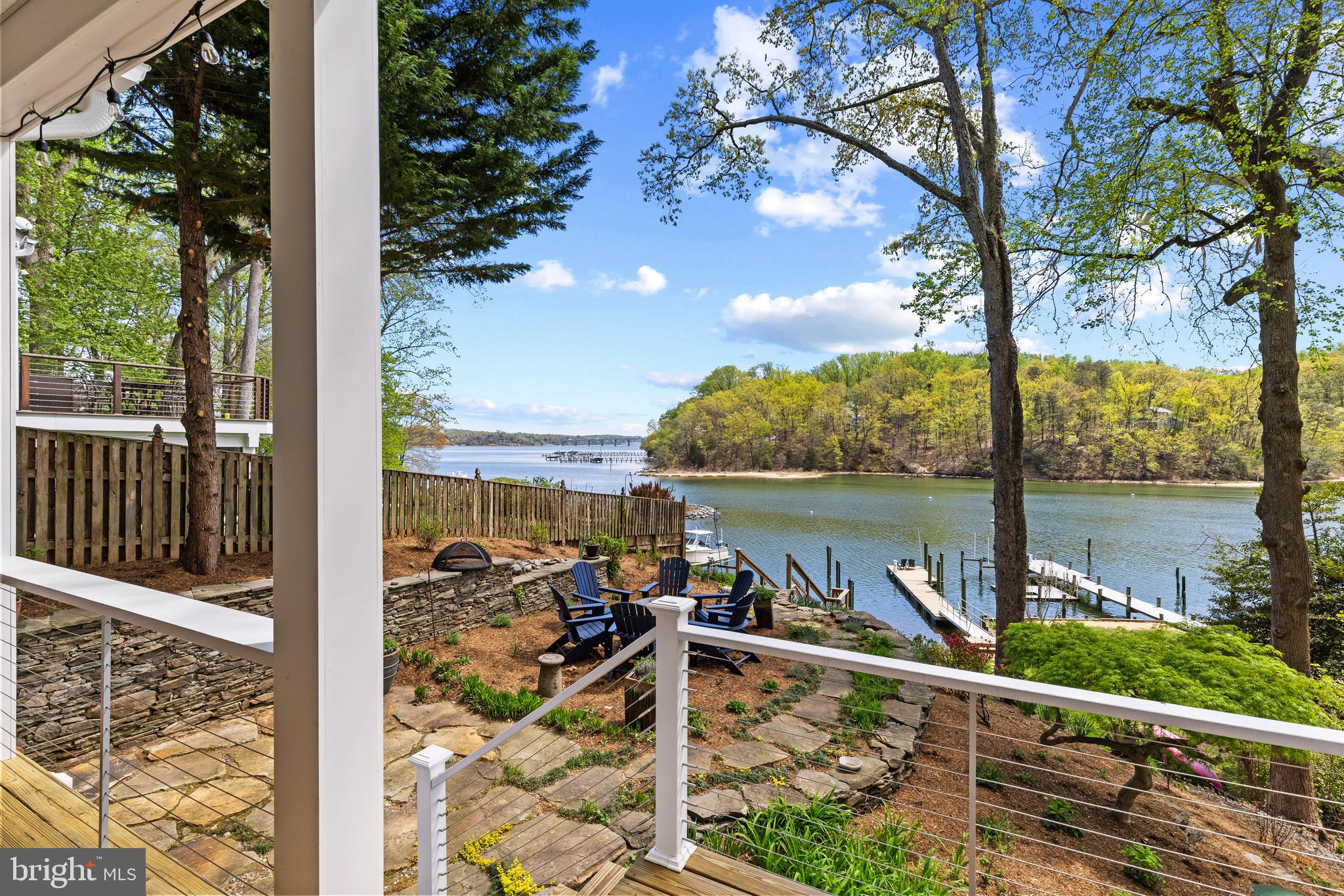 EPPING FOREST WATERFRONT | 327 RIVERVIEW TRAIL