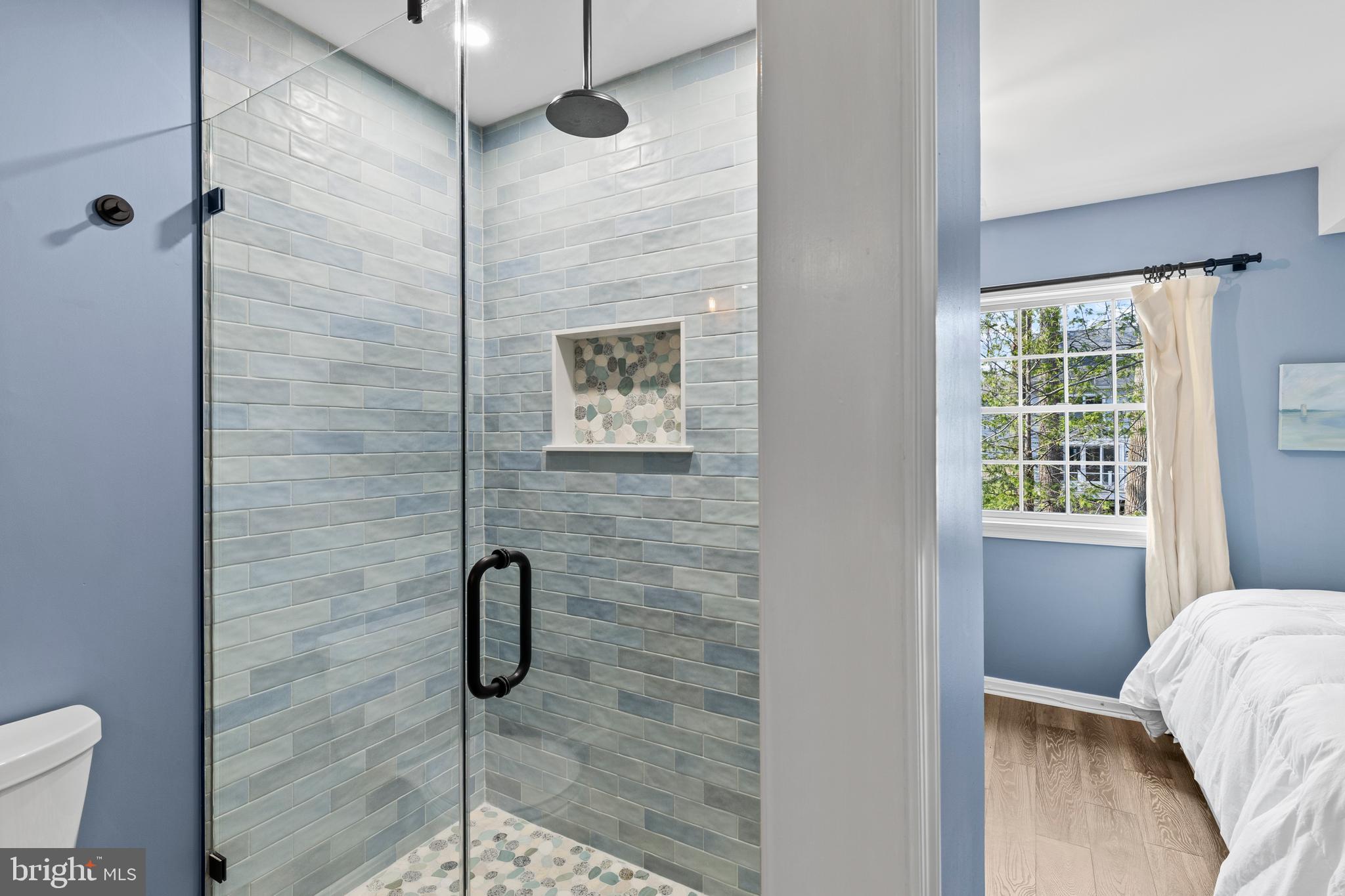 EPPING FOREST WATERFRONT | 327 RIVERVIEW TRAIL