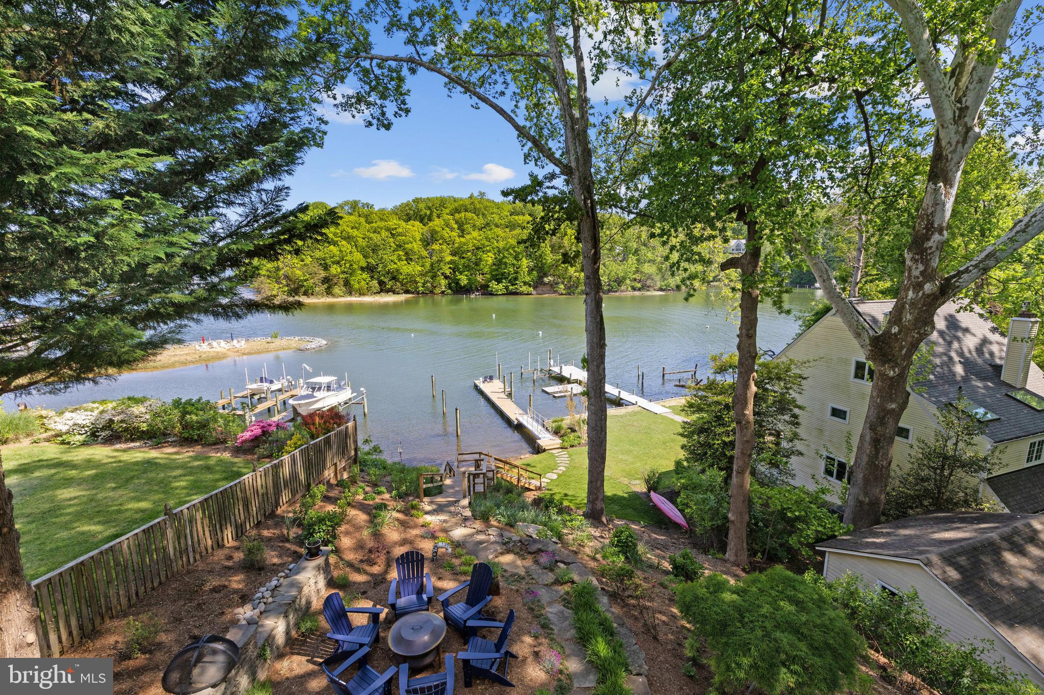 EPPING FOREST WATERFRONT | 327 RIVERVIEW TRAIL