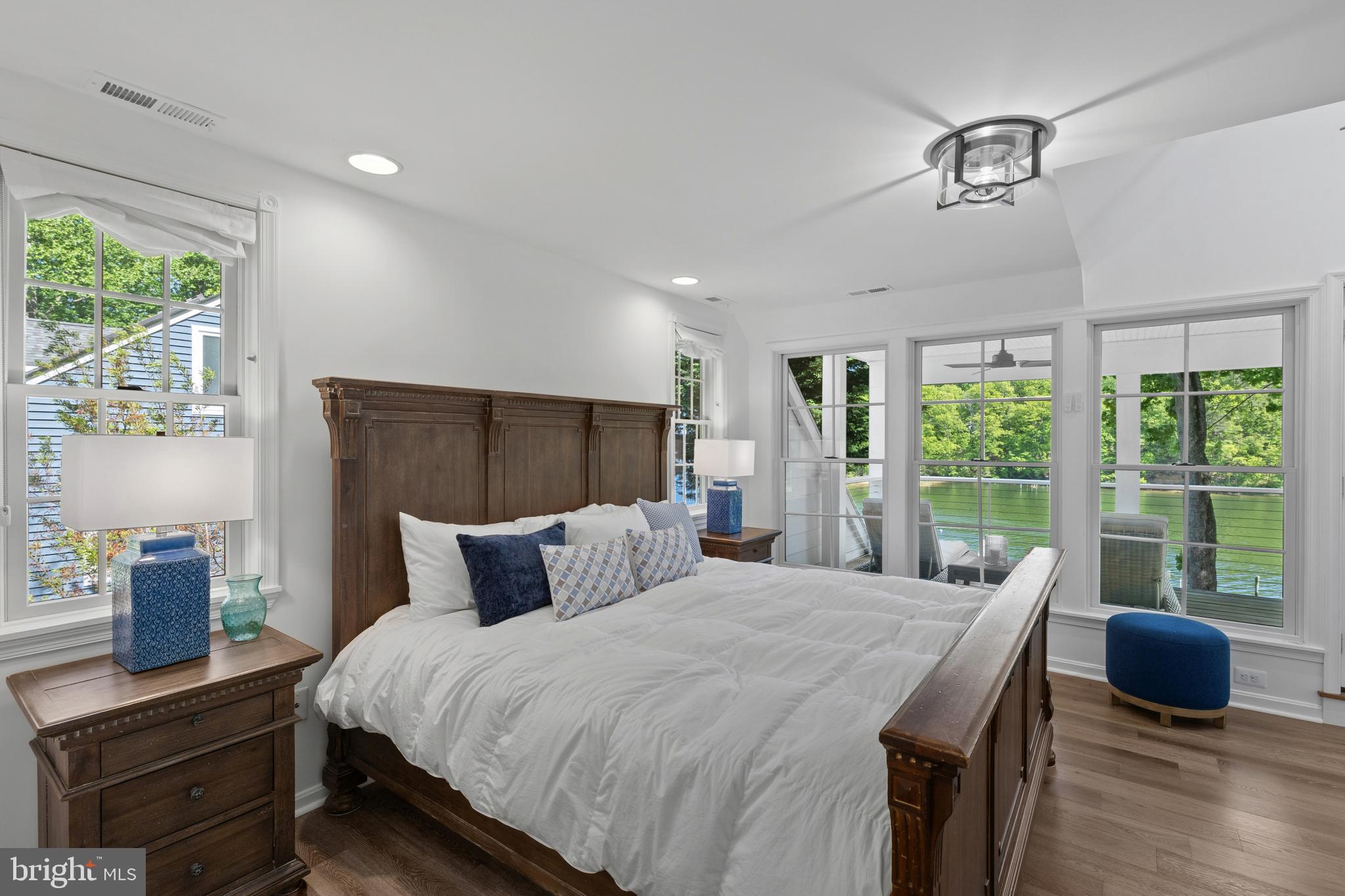 EPPING FOREST WATERFRONT | 327 RIVERVIEW TRAIL