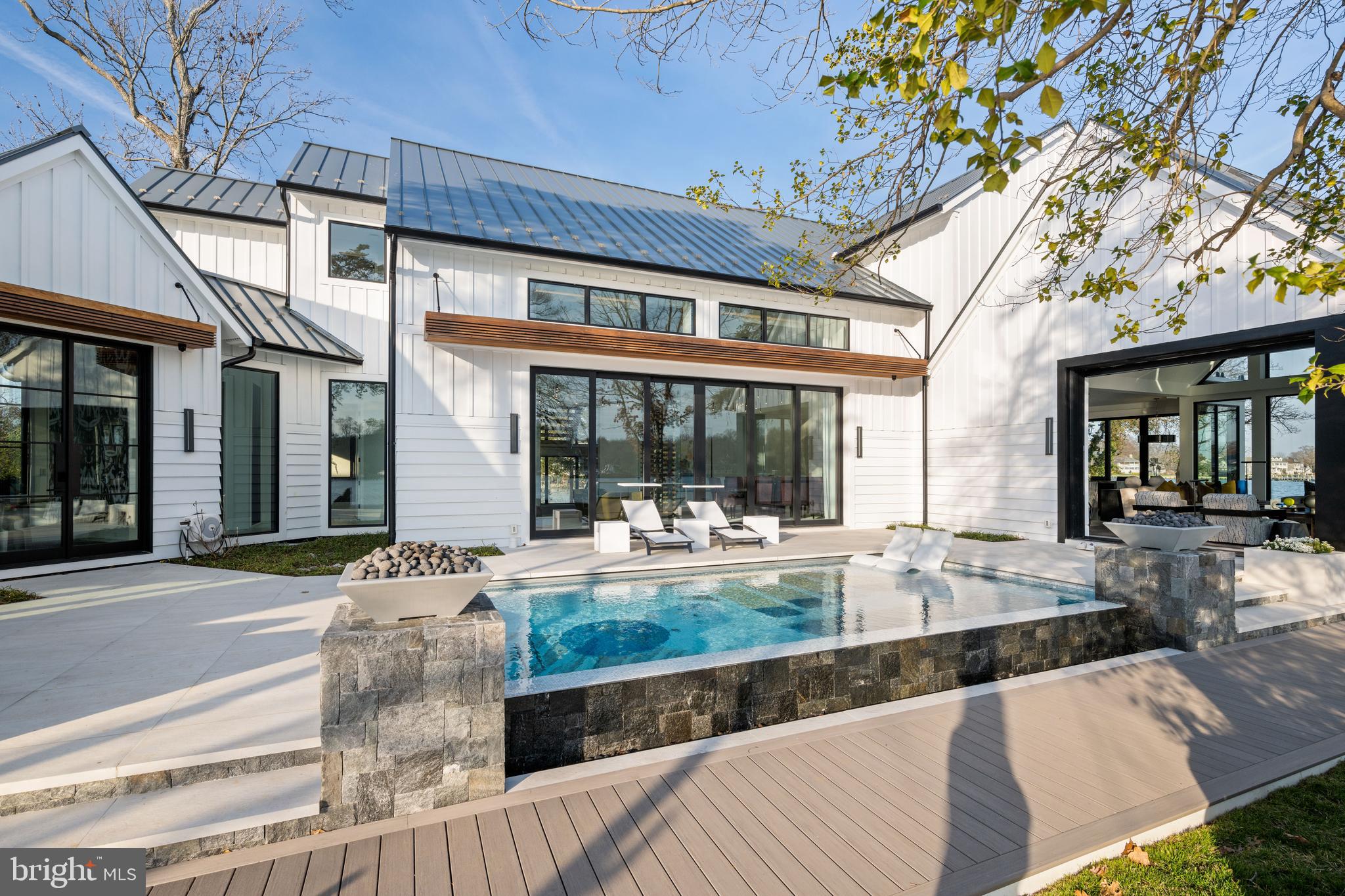 1201 EDEN LANE | LAKE OGELTON WATERFRONT WITH CHESAPEAKE BAY ACCESS