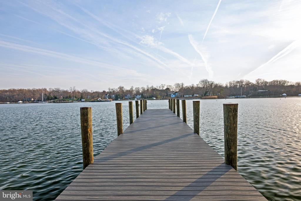 1201 EDEN LANE | LAKE OGELTON WATERFRONT WITH CHESAPEAKE BAY ACCESS