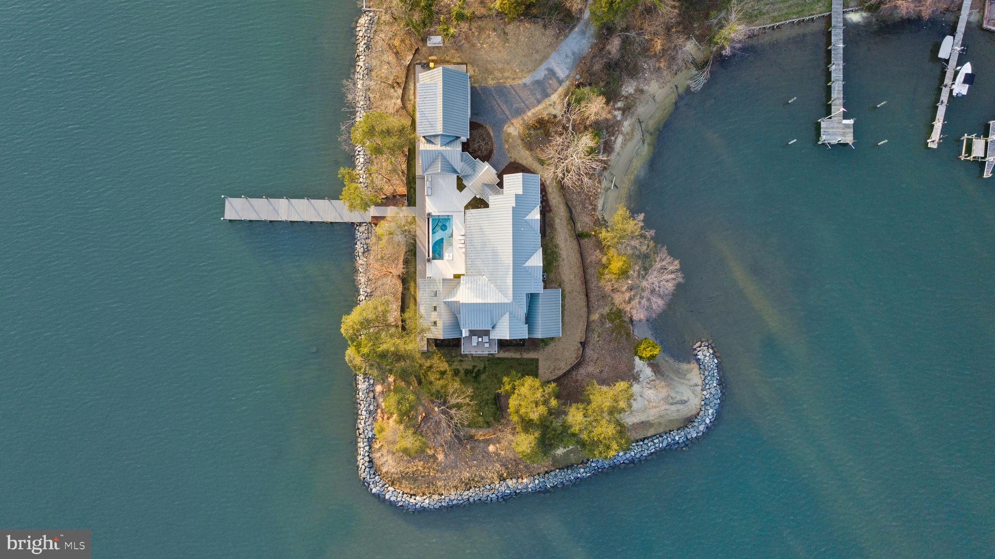 1201 EDEN LANE | LAKE OGELTON WATERFRONT WITH CHESAPEAKE BAY ACCESS
