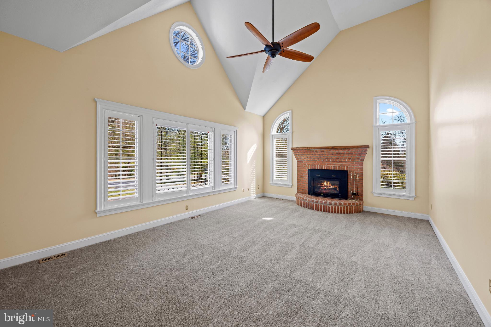 RUGBY HALL ESTATES | 182 WROXETER DRIVE