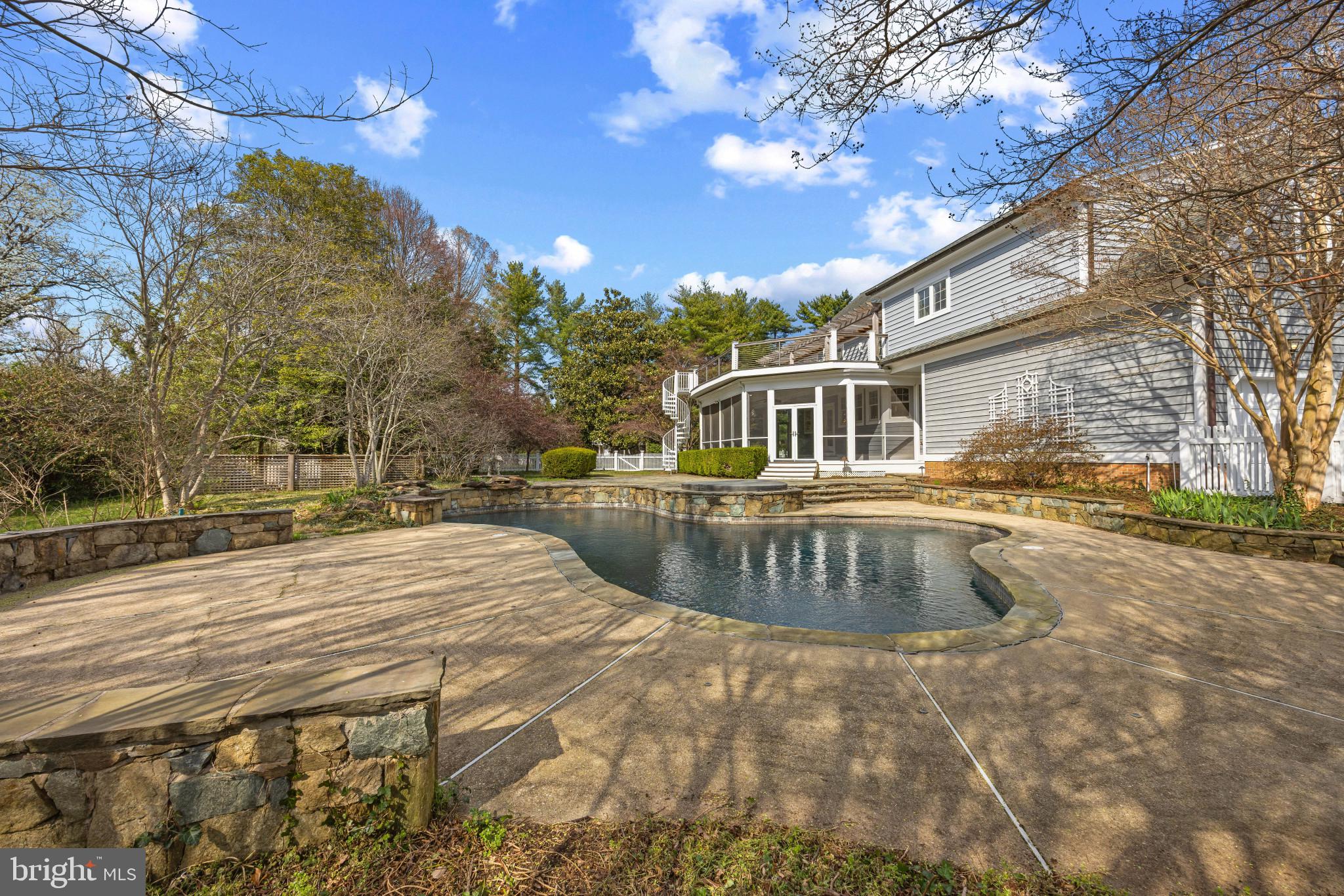 RUGBY HALL ESTATES | 182 WROXETER DRIVE