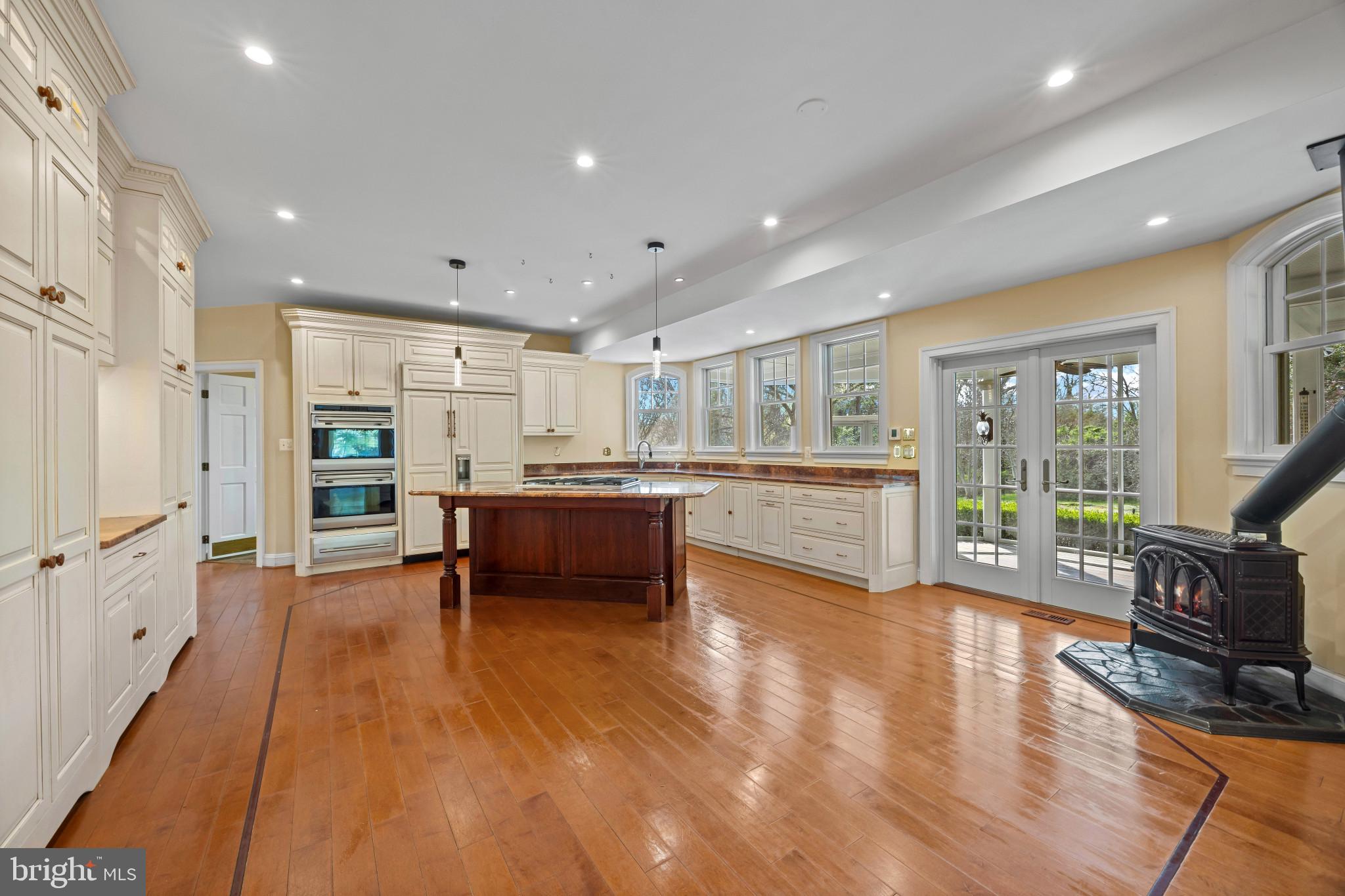 RUGBY HALL ESTATES | 182 WROXETER DRIVE