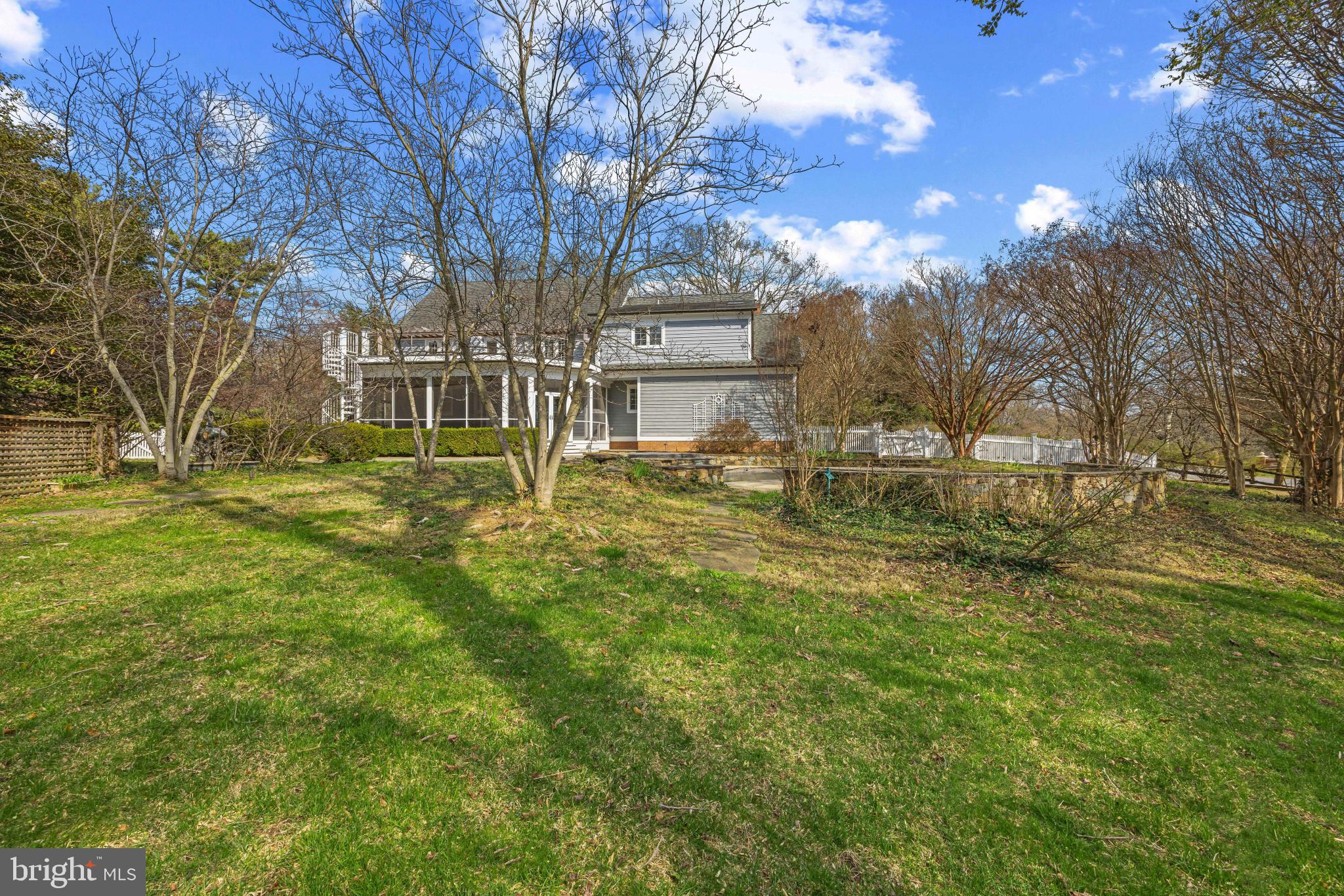 RUGBY HALL ESTATES | 182 WROXETER DRIVE