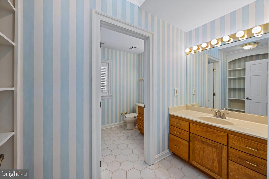 RUGBY HALL ESTATES | 182 WROXETER DRIVE