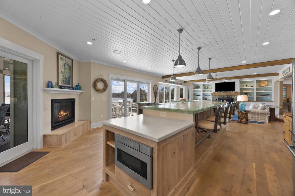 WHITEHALL CREEK WATERFRONT | 1787 BEACHFIELD ROAD