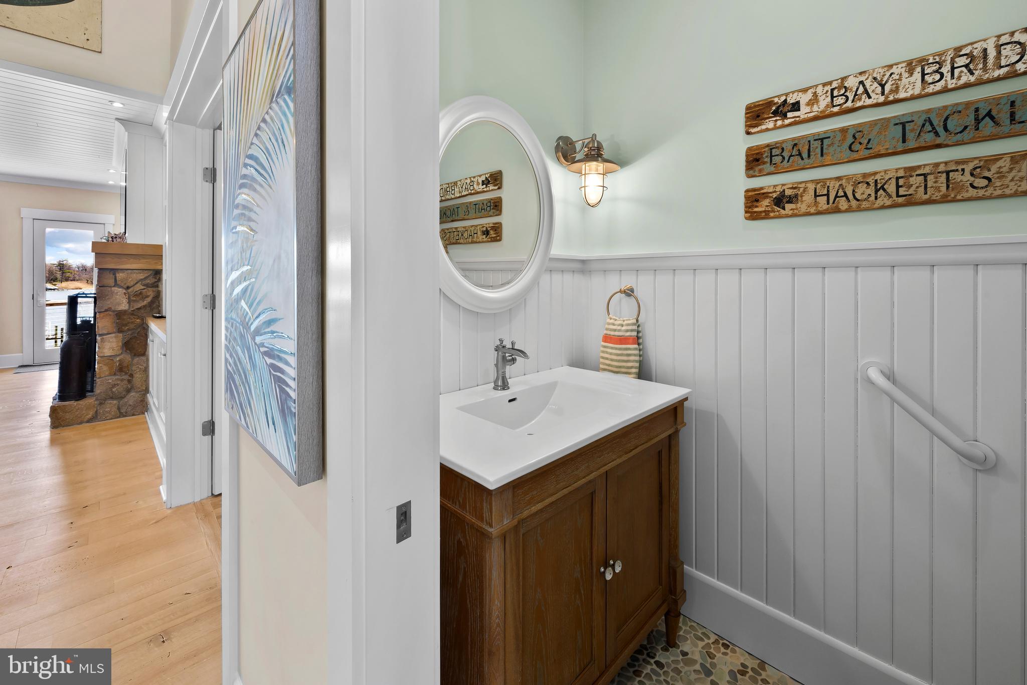 WHITEHALL CREEK WATERFRONT | 1787 BEACHFIELD ROAD