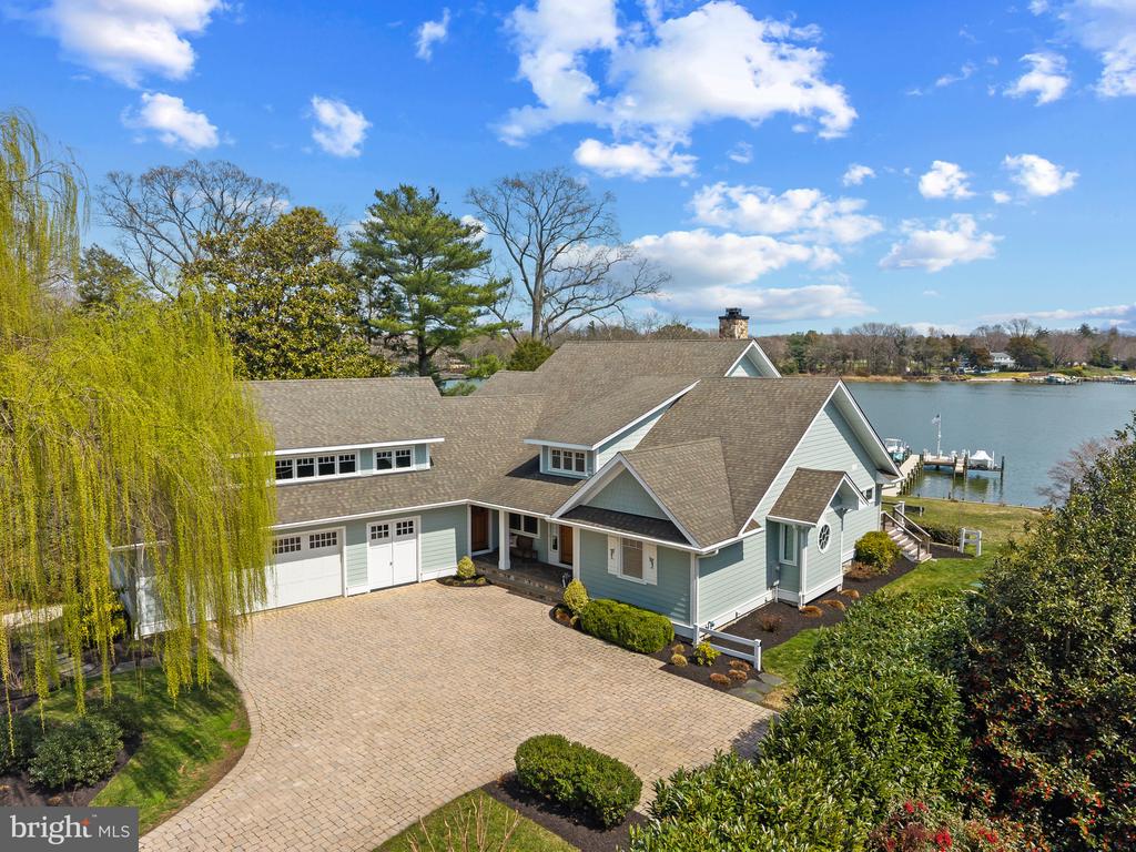 WHITEHALL CREEK WATERFRONT | 1787 BEACHFIELD ROAD
