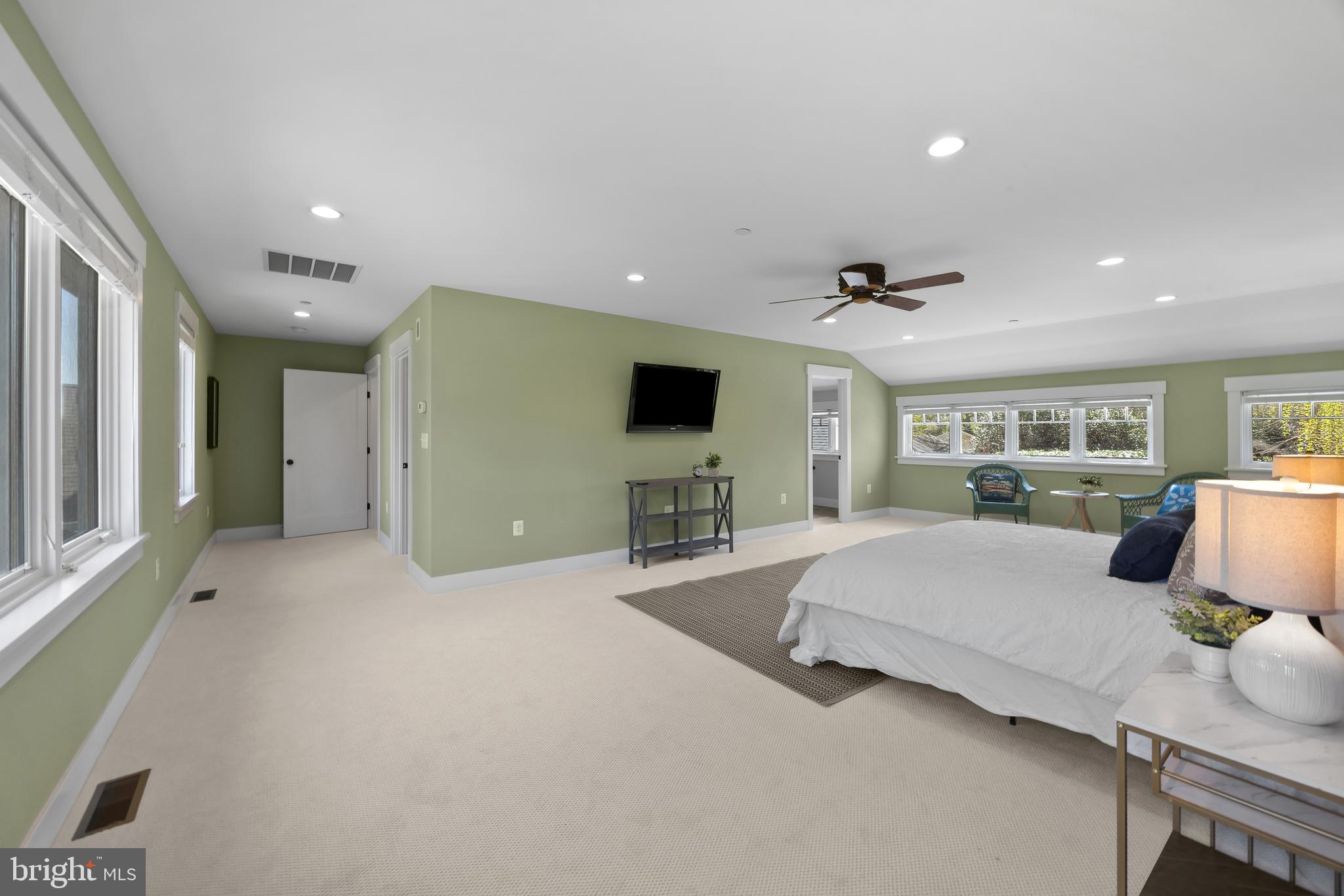 WHITEHALL CREEK WATERFRONT | 1787 BEACHFIELD ROAD