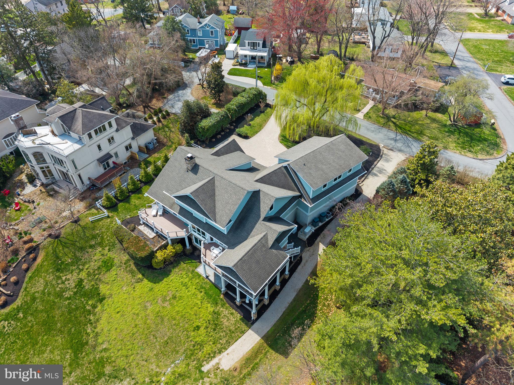 WHITEHALL CREEK WATERFRONT | 1787 BEACHFIELD ROAD