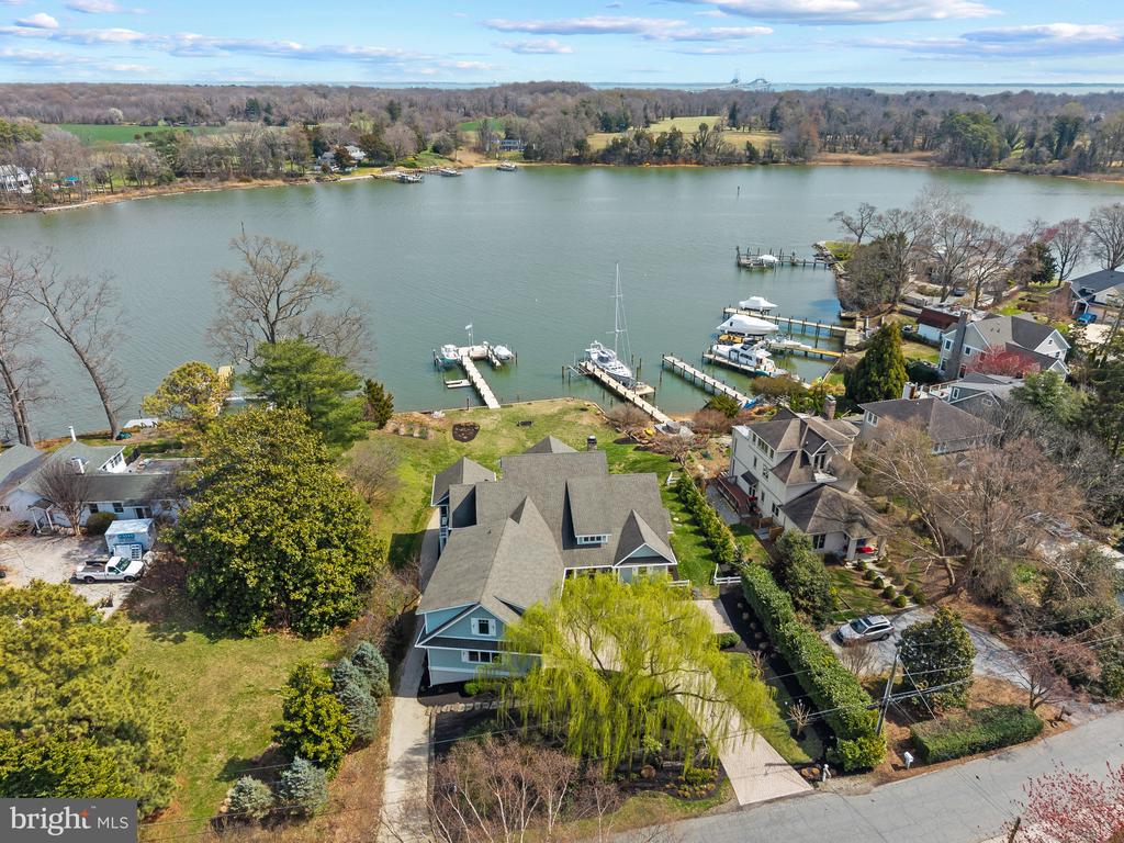 WHITEHALL CREEK WATERFRONT | 1787 BEACHFIELD ROAD