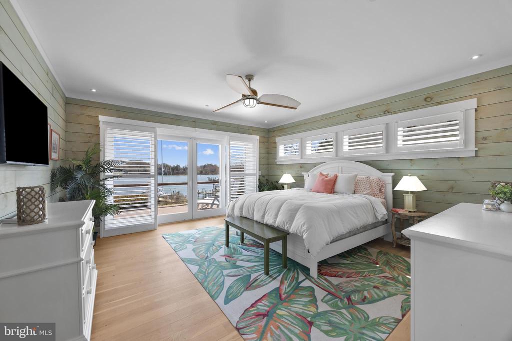WHITEHALL CREEK WATERFRONT | 1787 BEACHFIELD ROAD