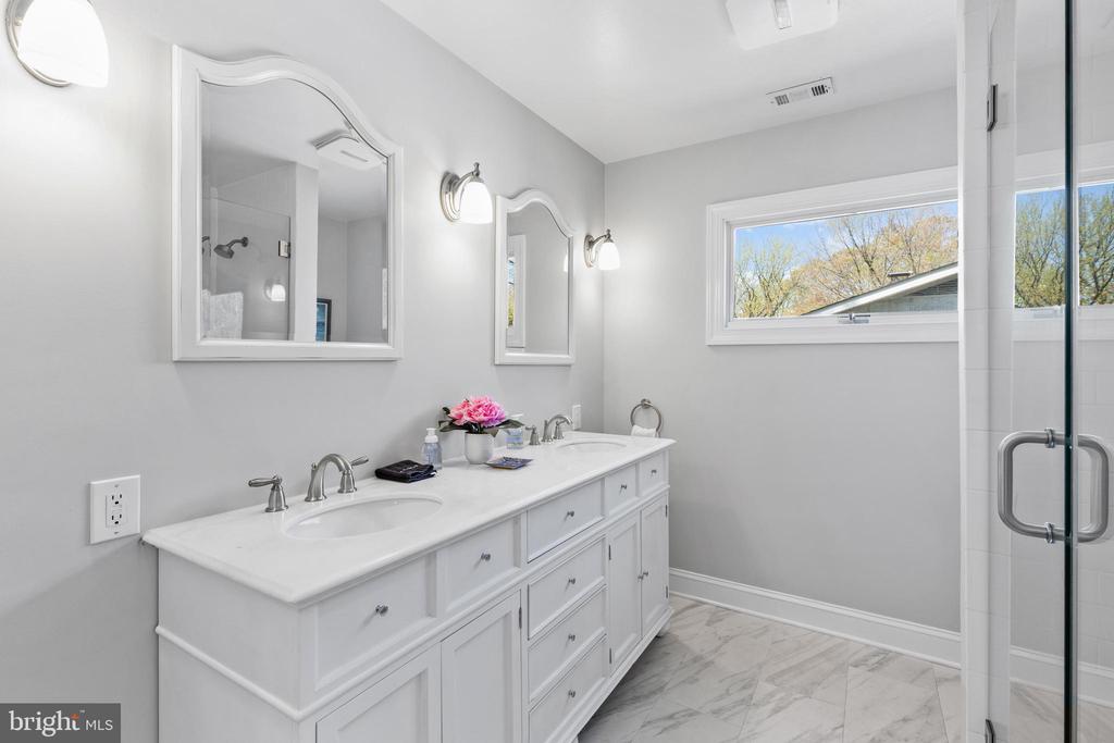 BURLEY CREEK WATERFRONT | 1840 BURLEY LANE