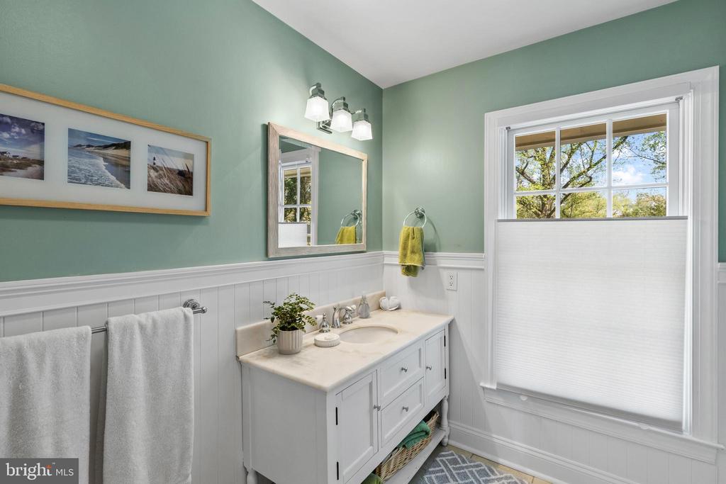 BURLEY CREEK WATERFRONT | 1840 BURLEY LANE