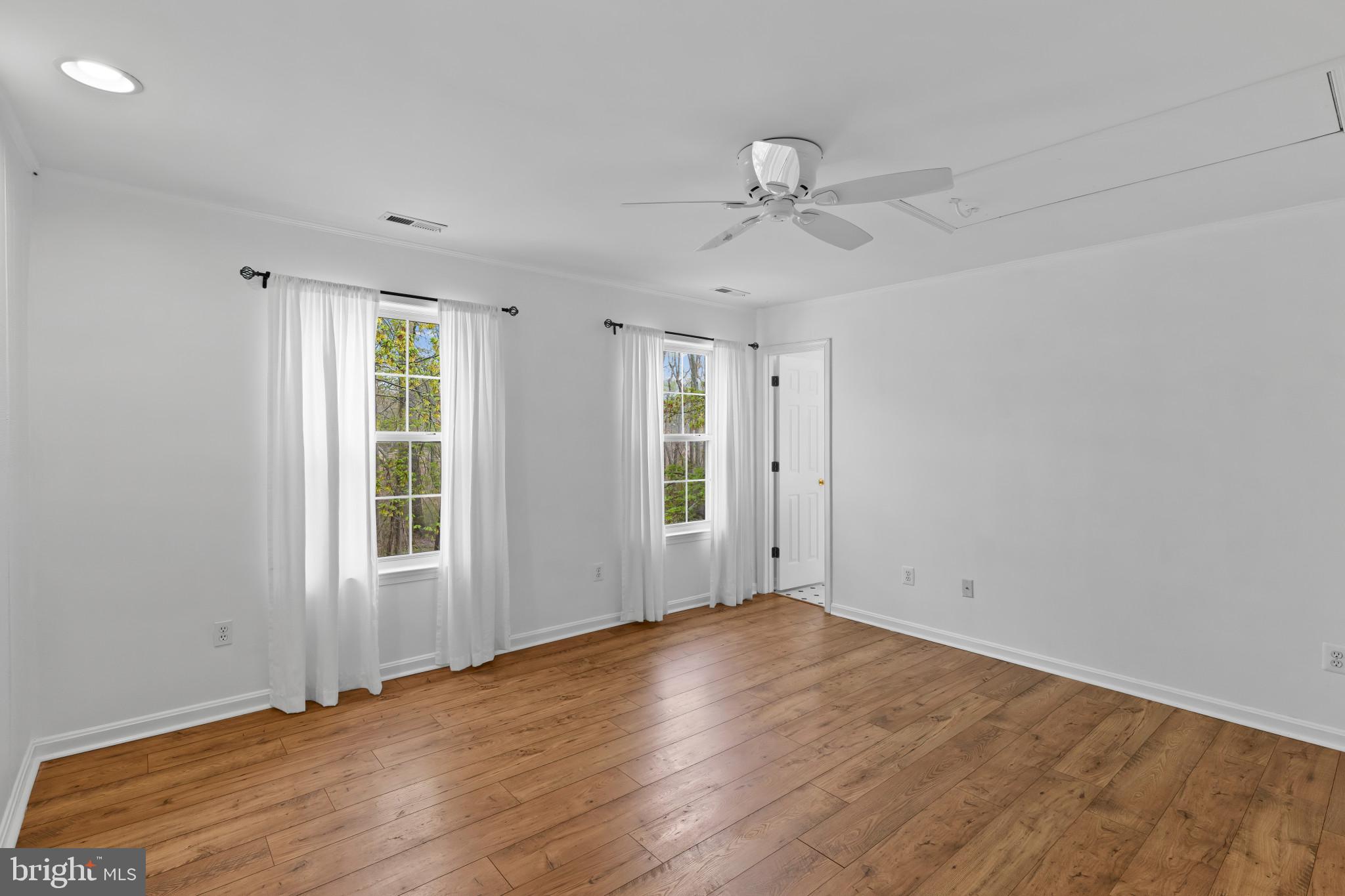 3530 SHADY DRIVE