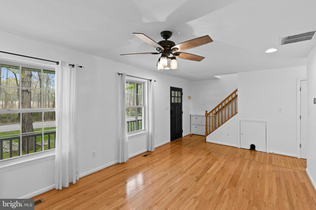 3530 SHADY DRIVE
