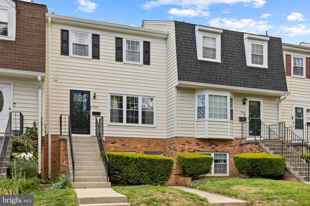 1748 COPLEY COURT 315