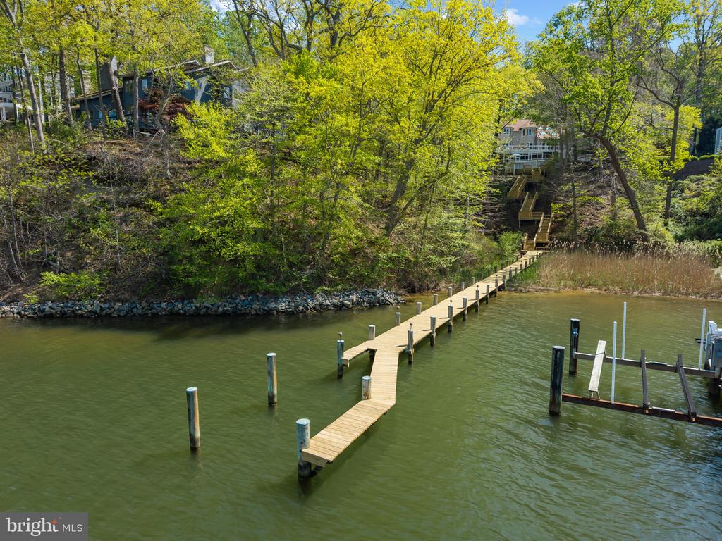 854 SAINT EDMONDS PLACE