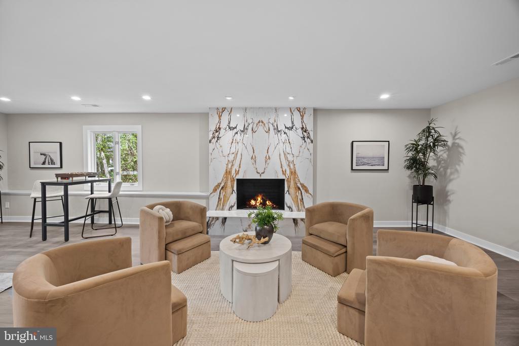 854 SAINT EDMONDS PLACE