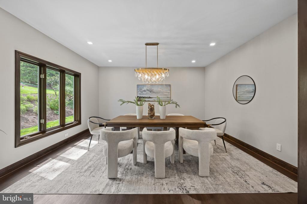 854 SAINT EDMONDS PLACE