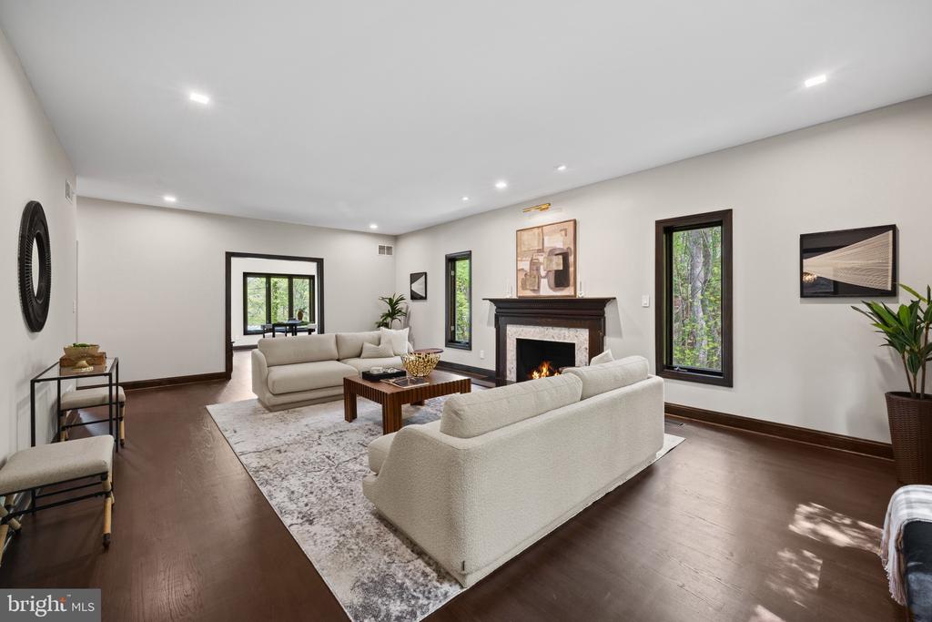 854 SAINT EDMONDS PLACE