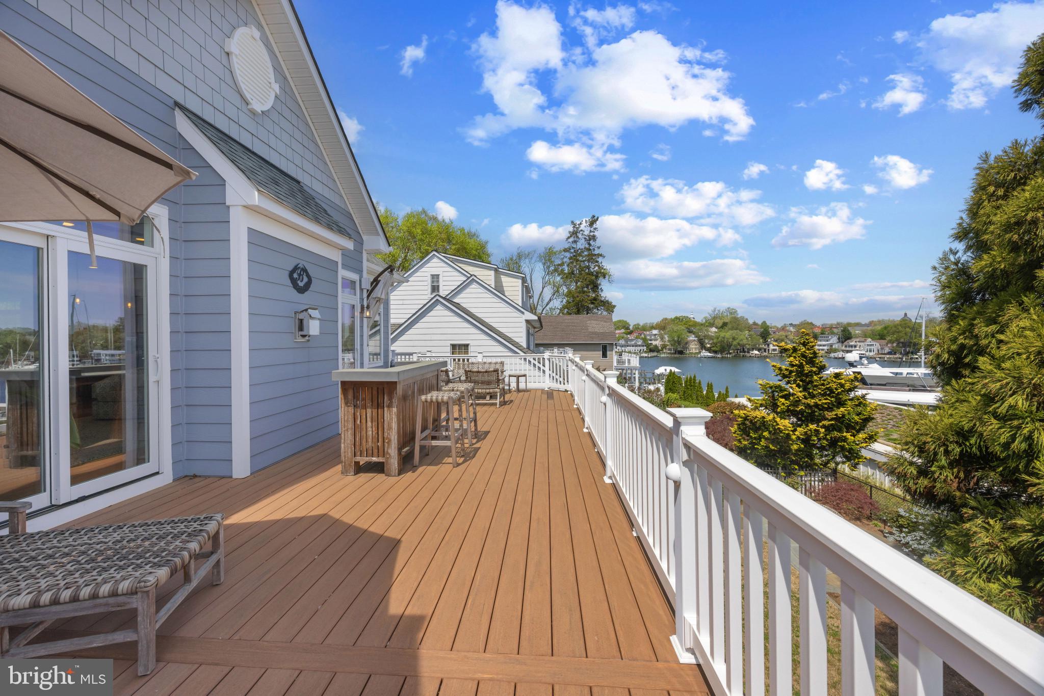 219 LOCKWOOD COURT 1/2