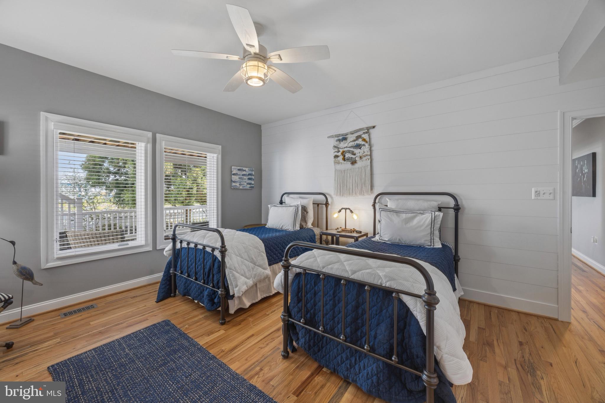 219 LOCKWOOD COURT 1/2