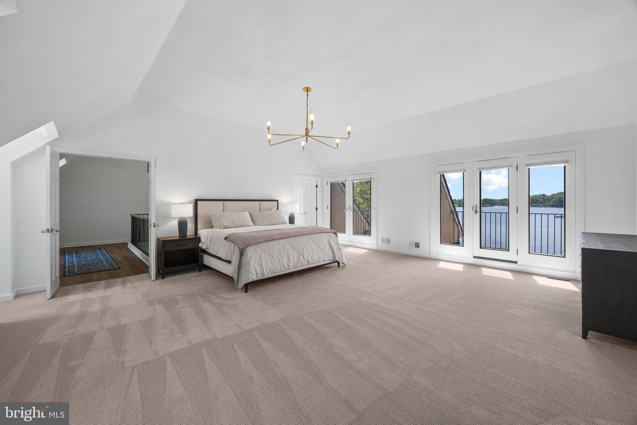 SOUTH RIVER WATERFRONT | 31 SHADOW POINT COURT