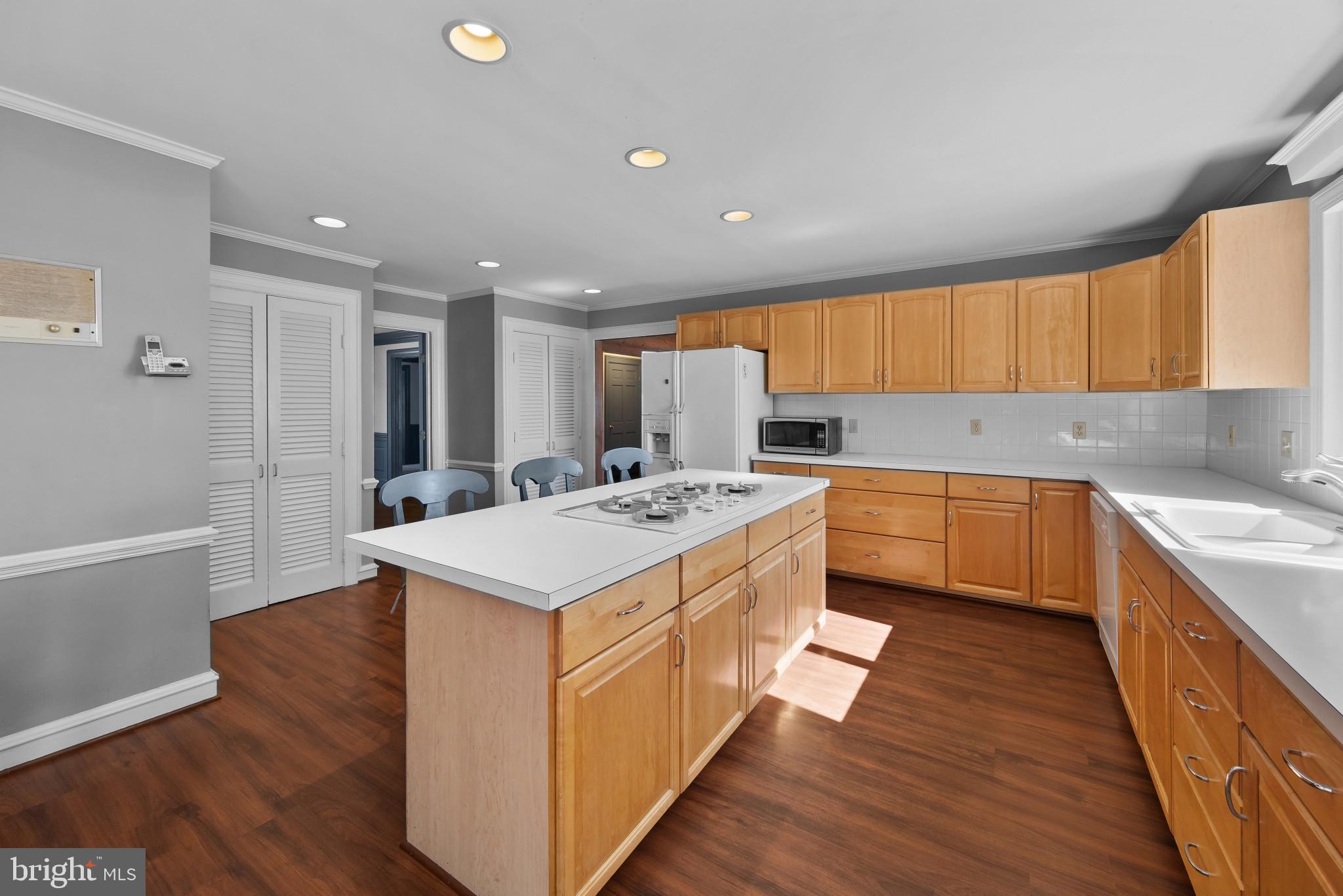 MAGOTHY RIVER WATERFRONT | 454 FAIROAK DRIVE