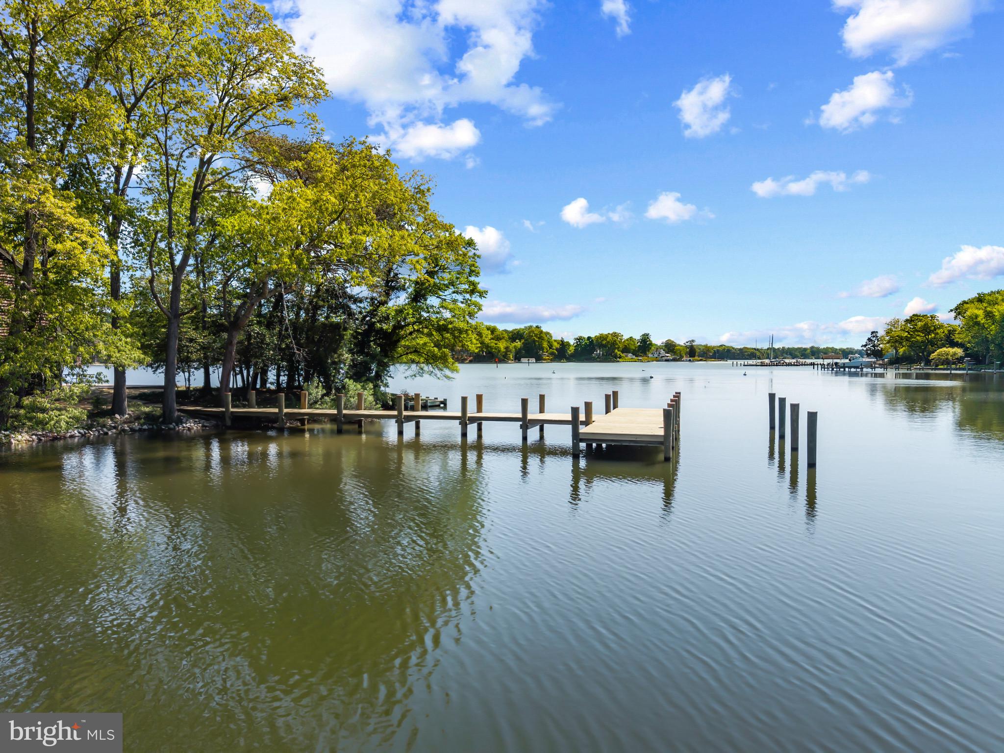 MAGOTHY RIVER WATERFRONT | 454 FAIROAK DRIVE