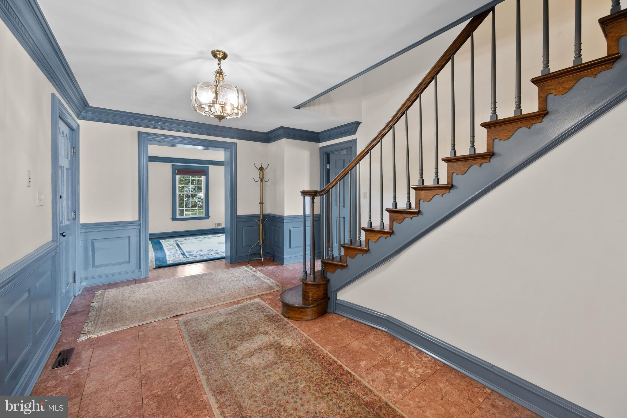454 FAIROAK DRIVE